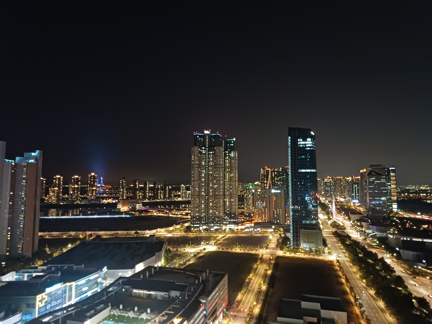 송도 야경 / Songdo at night